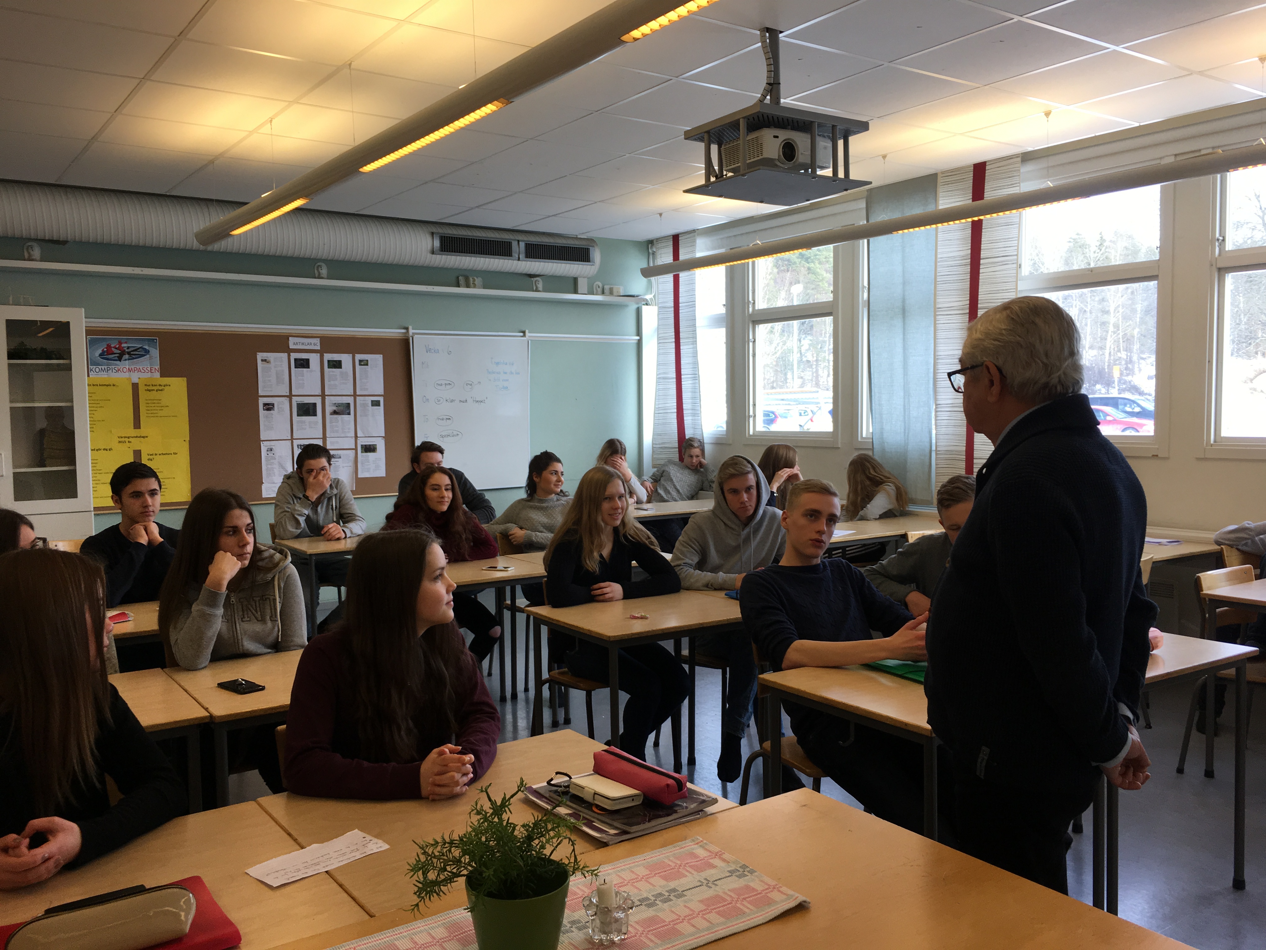 Överlevande besökte Södervikskolan